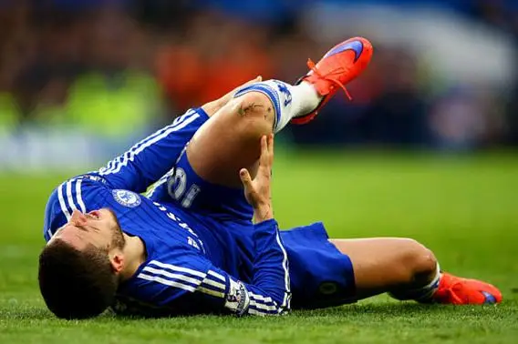 إصابات الملاعب أسبابها وطرق علاجها