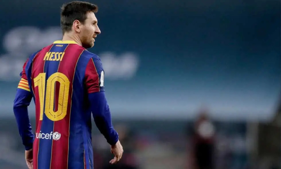 بالصور برشلونة يستنكر تقرير "إل موندو" عن تفاصيل عقد ميسي.. ويتخذ إجراءات قانونية