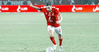 متى يعود على معلول لمباريات الأهلي بعد التعافى من إصابة الخلفية؟