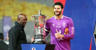 اتحاد الكرة: الحكم أخطأ بعدم معاقبة الشناوى.. وكتب فى تقريره واقعة "مسك اليد"