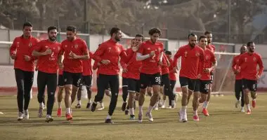 موسيماني يشرح للاعبى الأهلى نقاط القوة والضعف فى فيتا كلوب