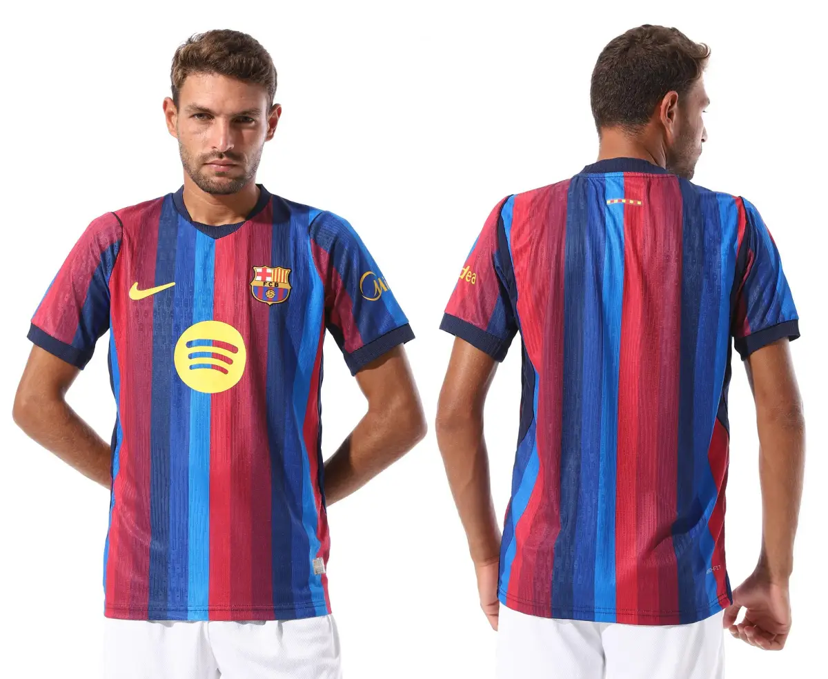 قميص برشلونة الأساسي 2026/27 بالشعار المعدل OC-38