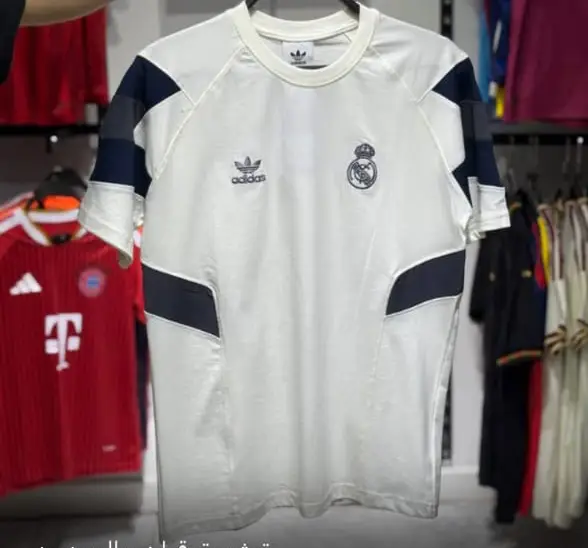 تيشرت كاجوال ريال مدريد أديداس أوريجنالز