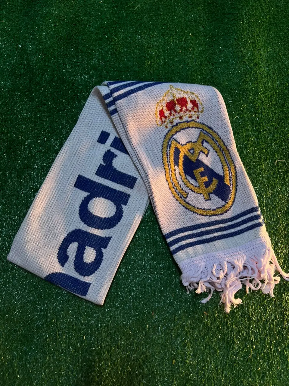 سكارف ريال مدريد 2026