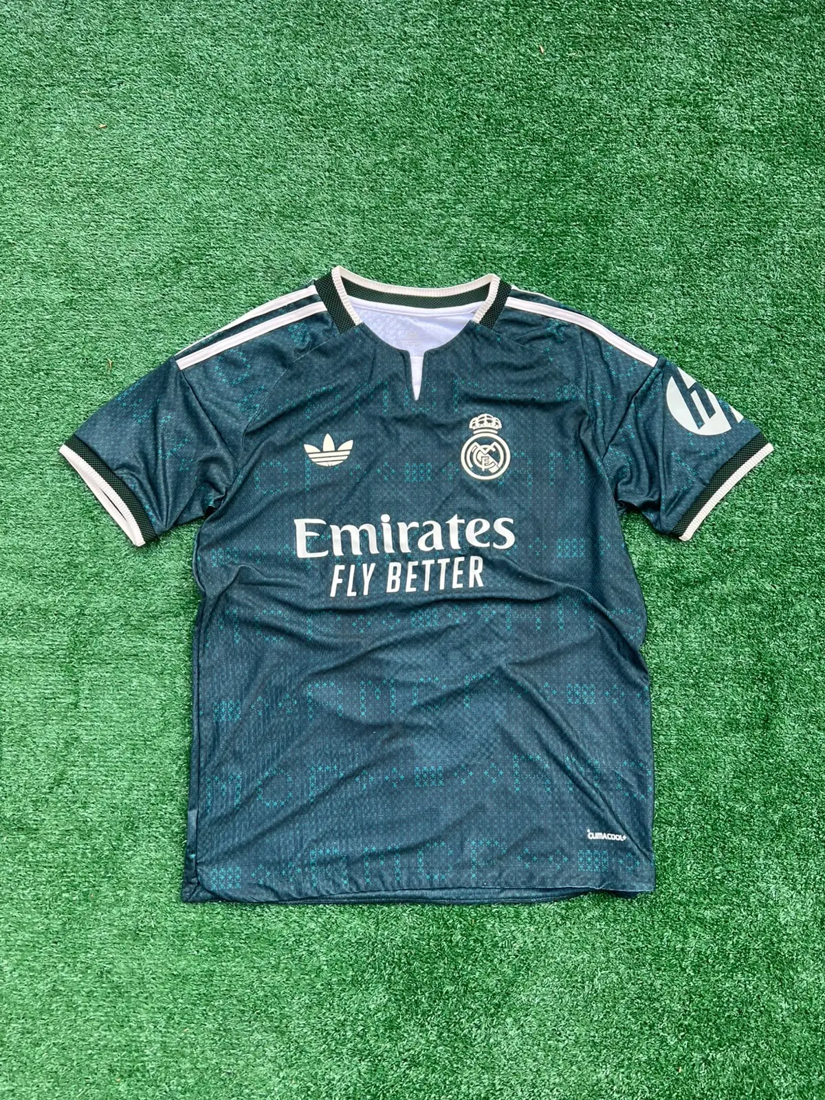 قميص ريال مدريد الاحتياطي 2026/27 OC-53