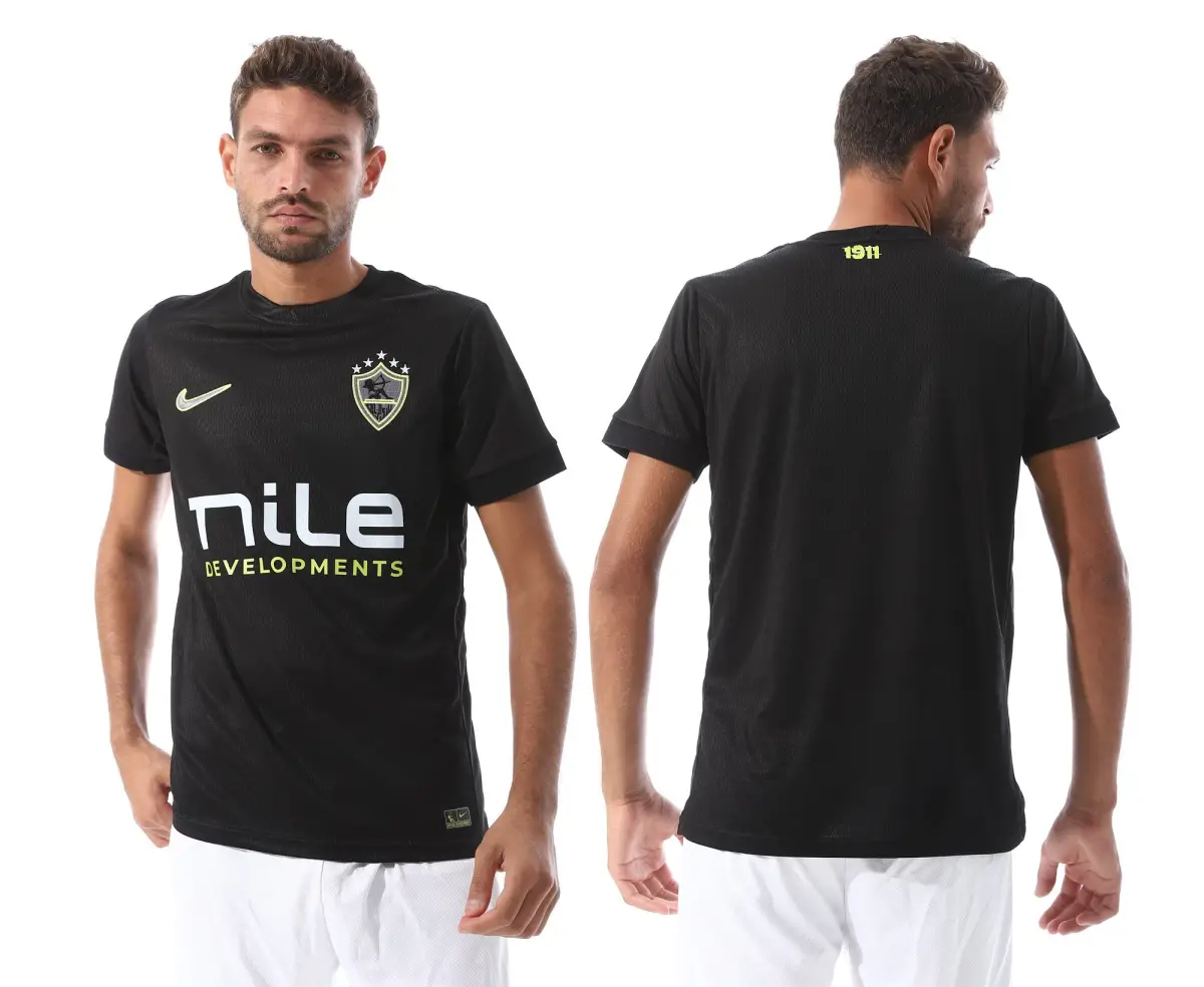 قميص الزمالك الاحتياطي 2026/27 بشعارات تطريز (عرض)